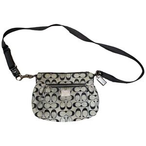 Y2K Coach Poppy Signature Logo Metallic Silver Purple Interior Crossbody Bag